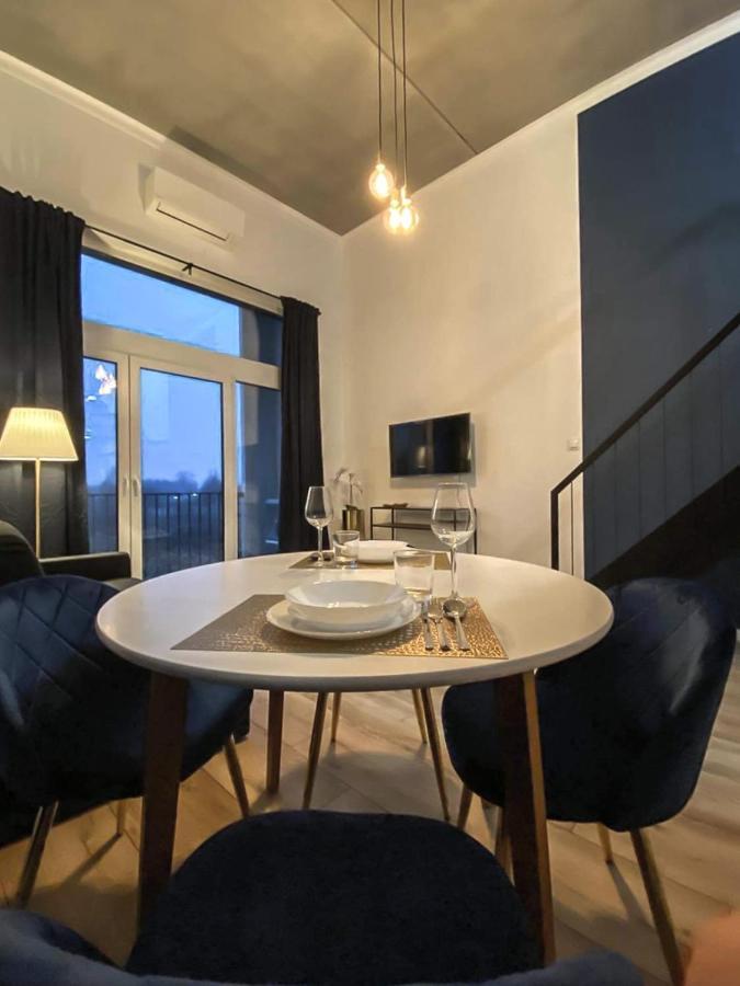 Airport Apartment Wrocław Exteriör bild